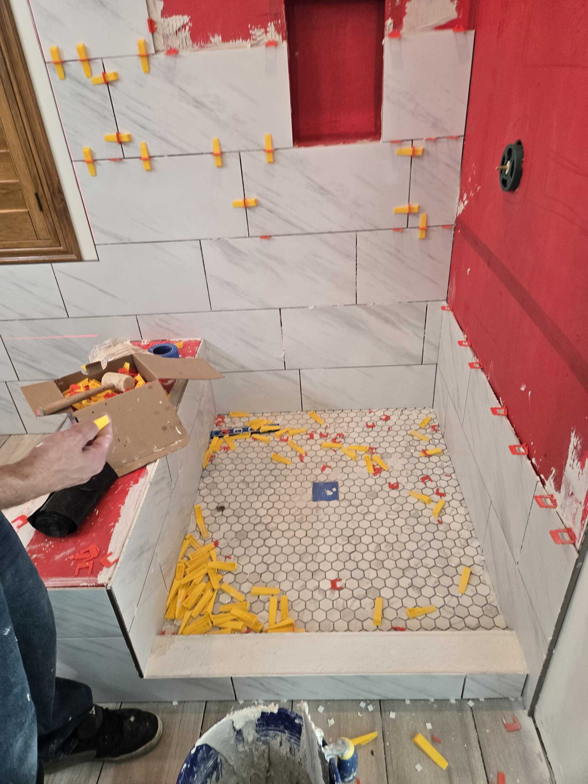 bathroom-during-bajada-54