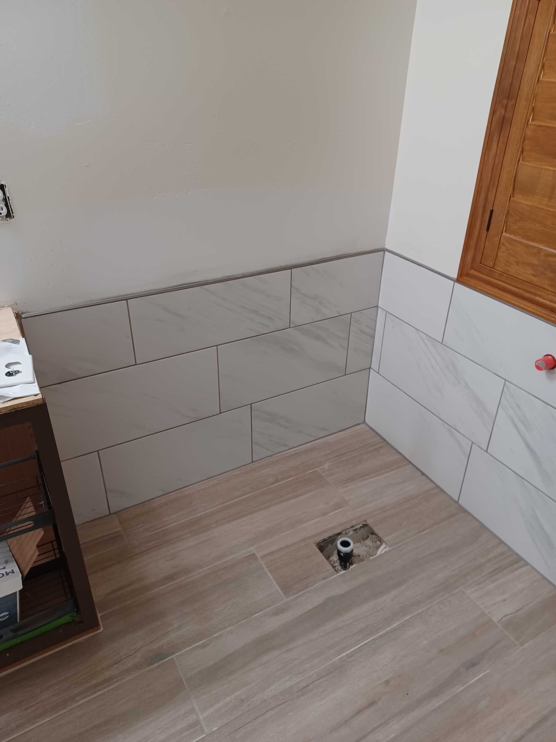 bathroom-during-bajada-68