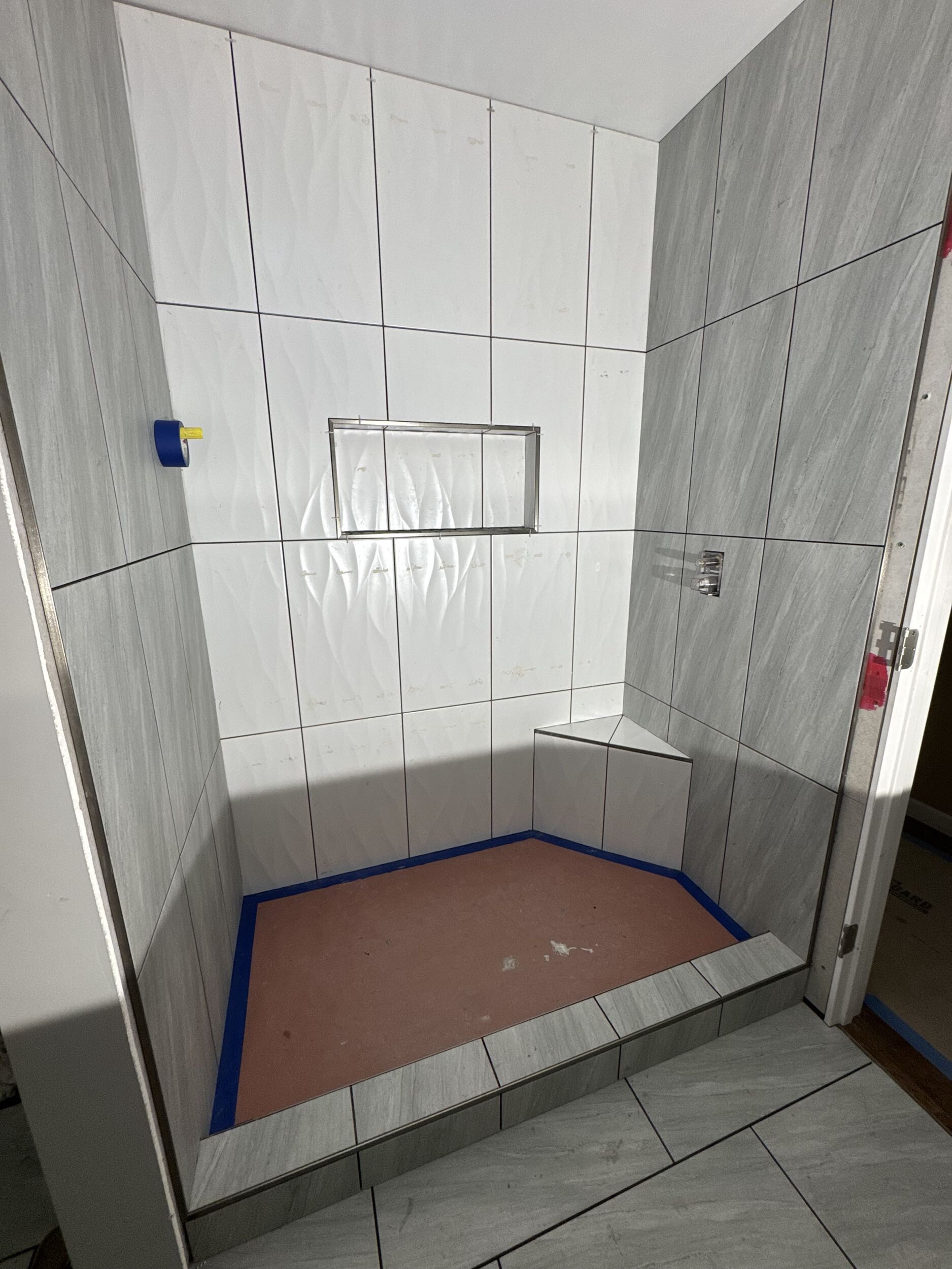 bathroom-during-yucca-25