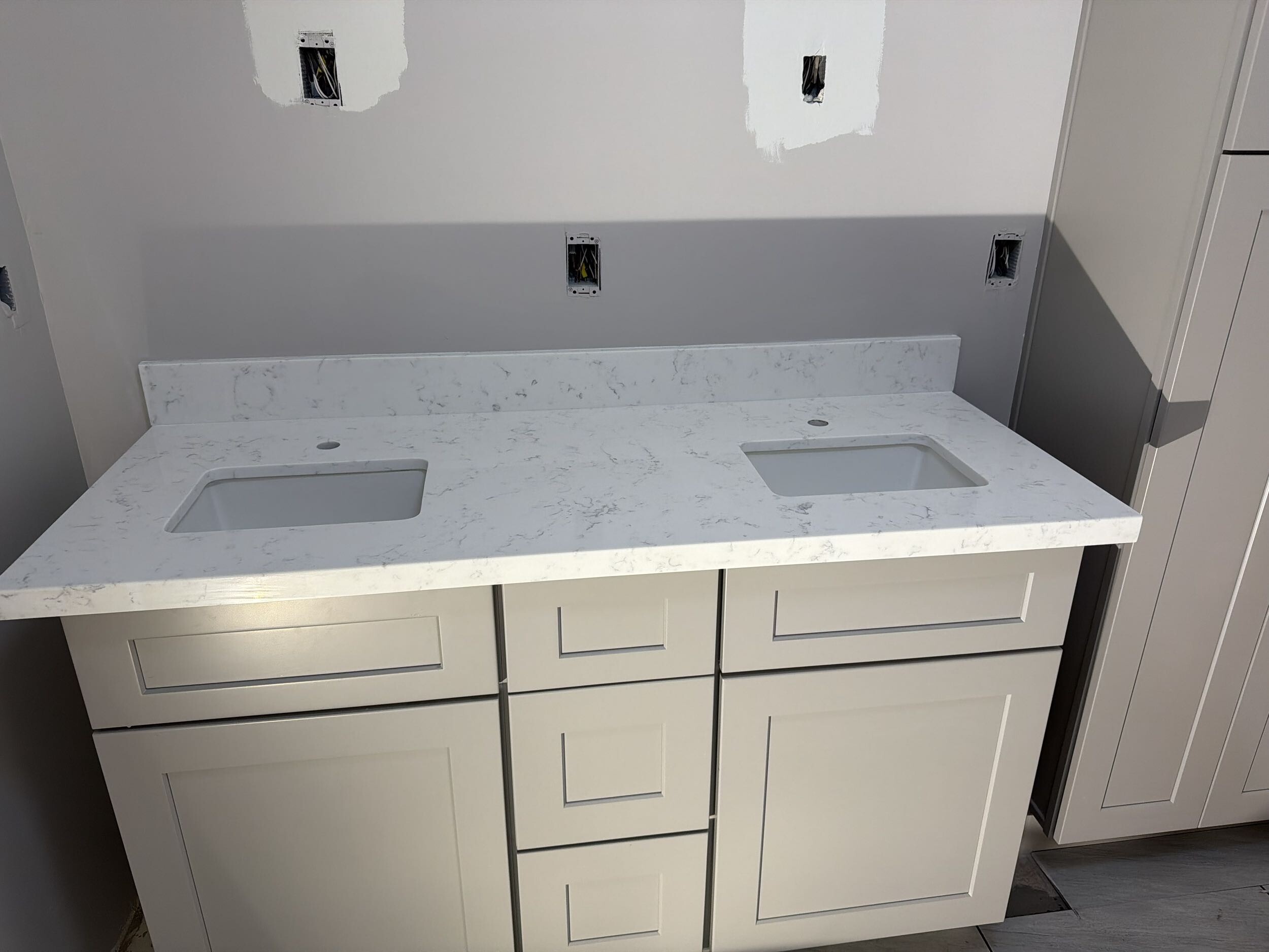 bathroom-during-yucca-29