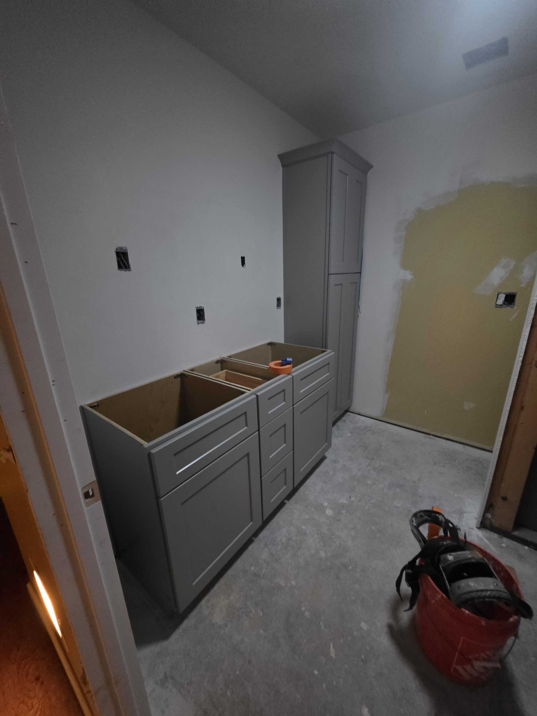 bathroom-during-yucca-35
